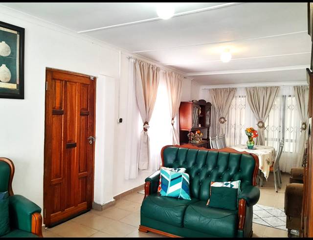 2 BEDROOM HOUSE FOR SALE IN AUSTERVILLE
